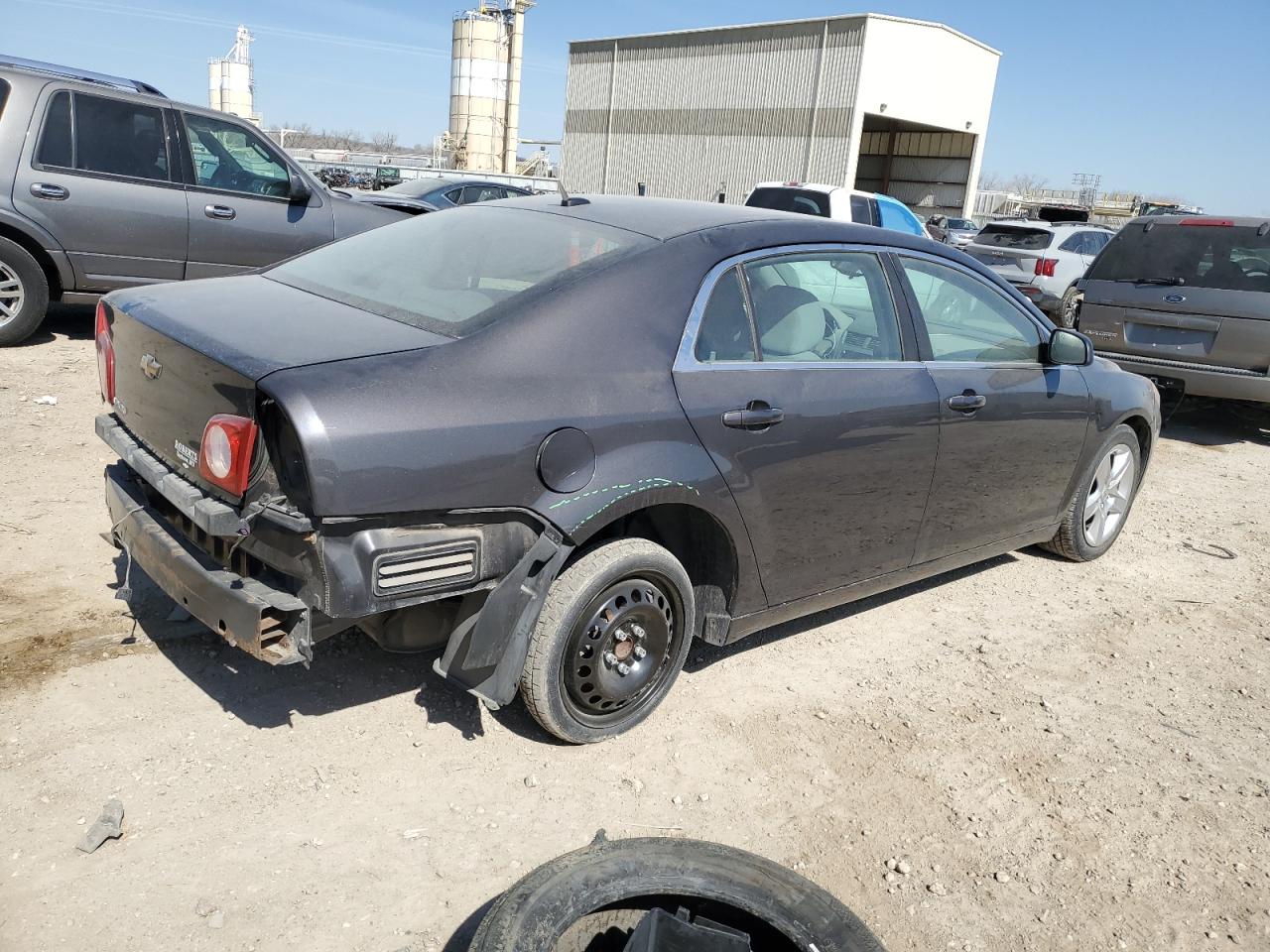 2011 Chevrolet Malibu - Image 3