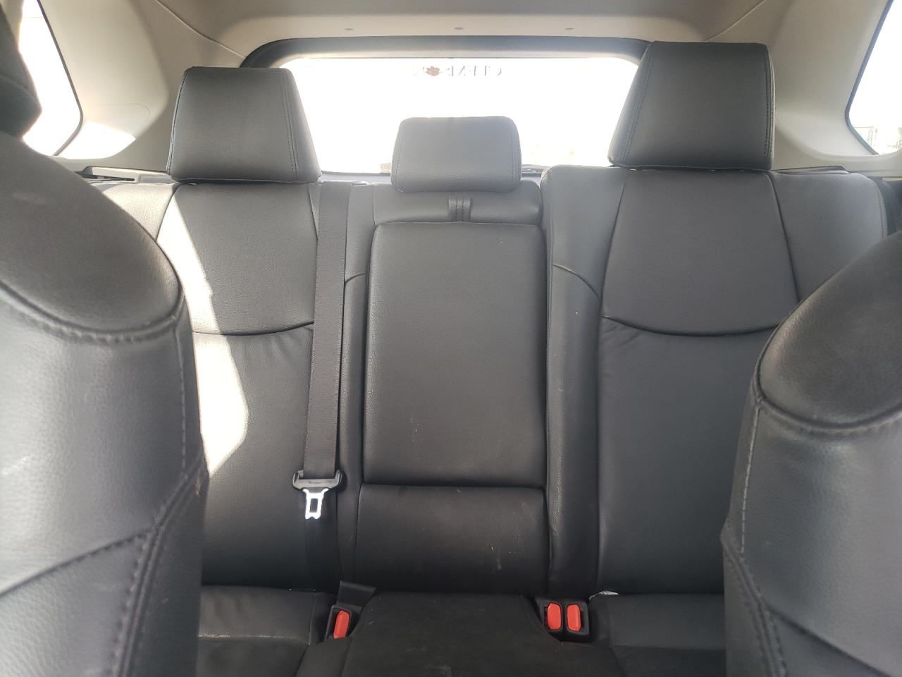 2023 Toyota RAV 4 - Image 10