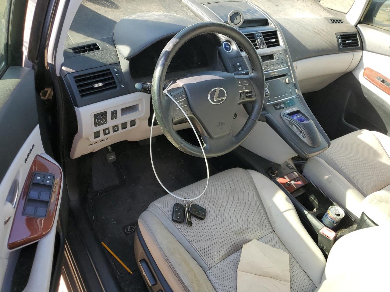 2010 Lexus HS - Image 8