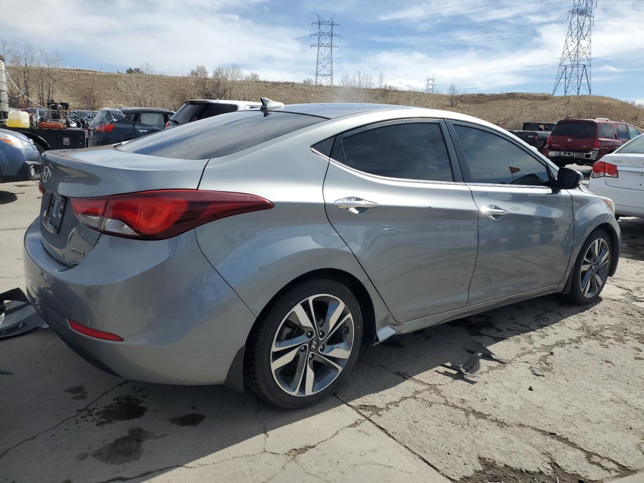 2015 Hyundai Elantra - Image 3