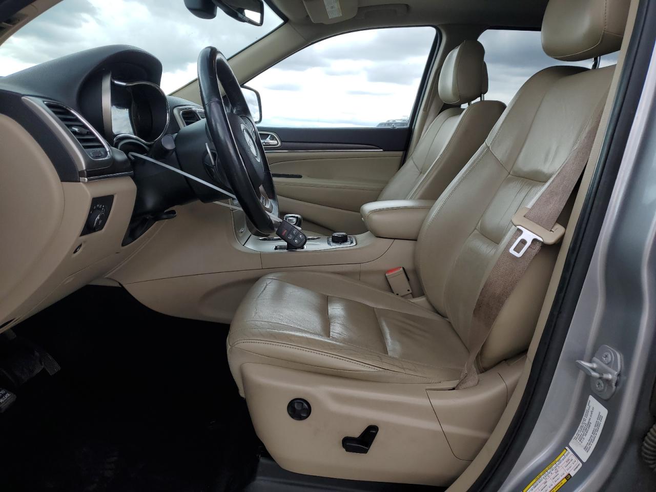2014 Jeep Grand Cherokee - Image 7