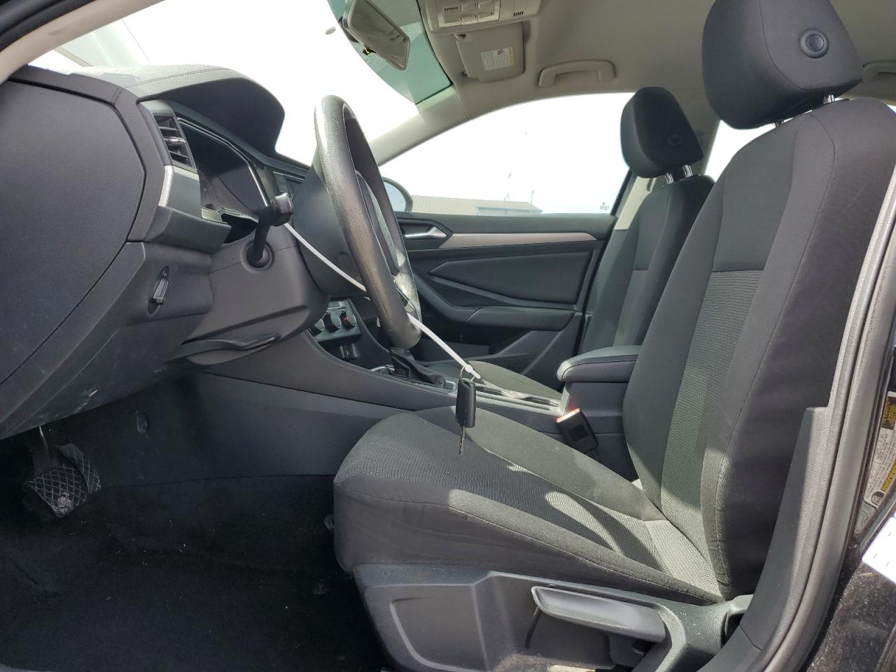 2019 Volkswagen Jetta - Image 7