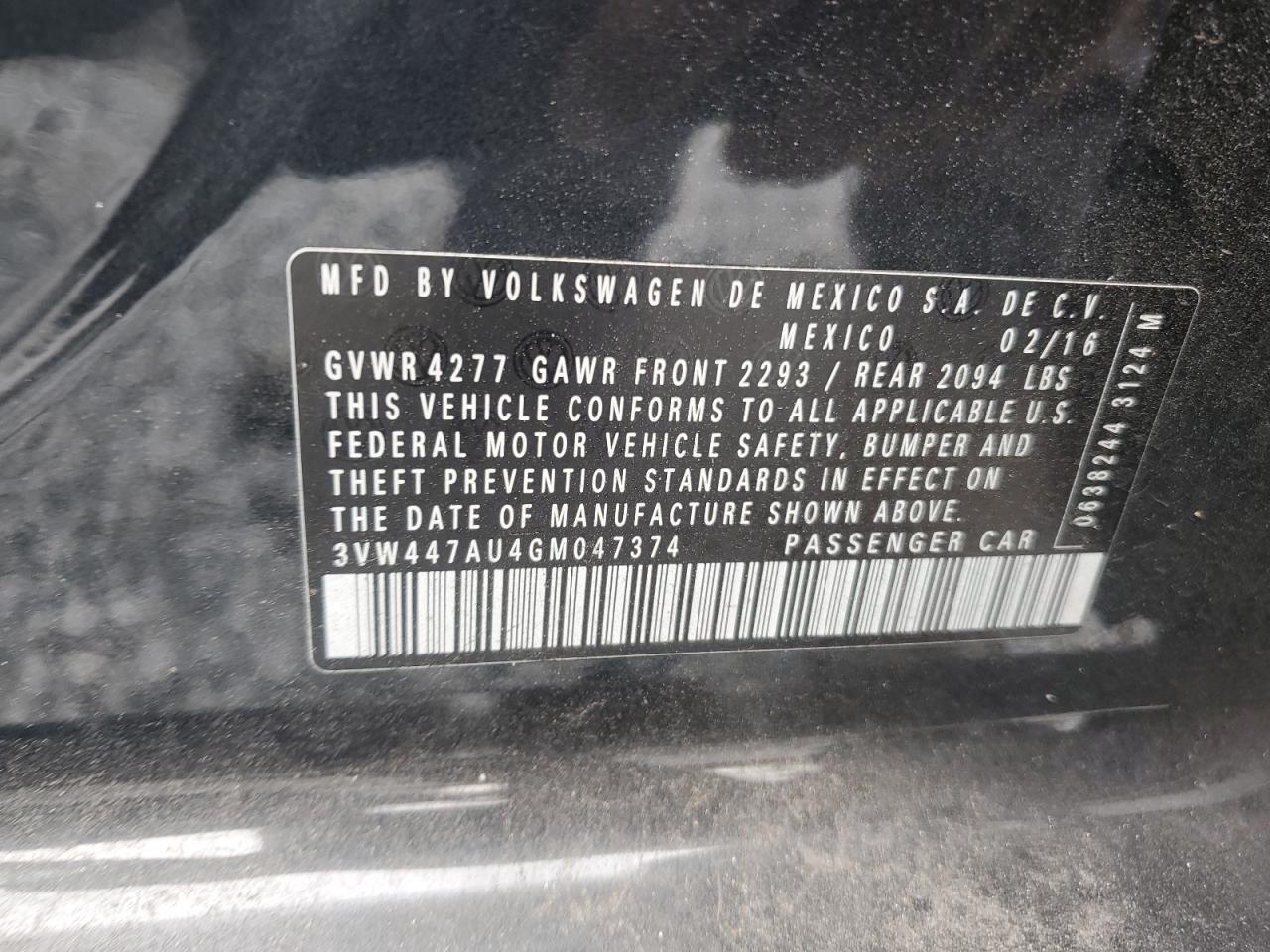 2016 Volkswagen GTI - Image 13