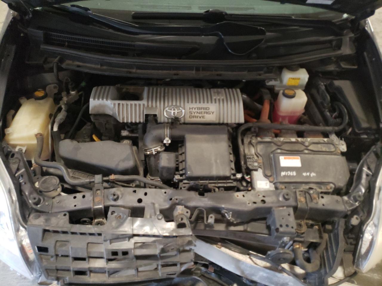 2013 Toyota Prius - Image 11