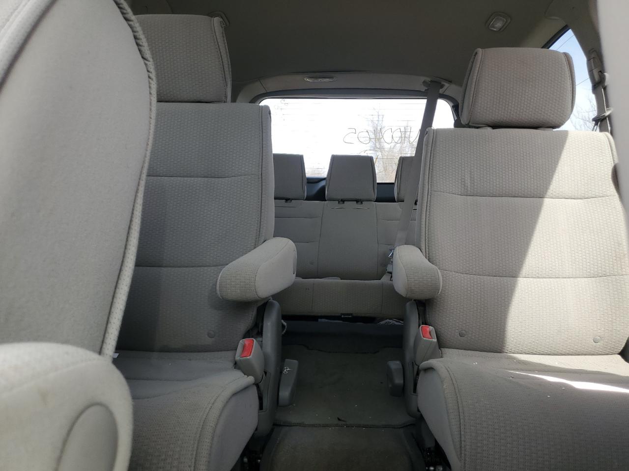 2009 Nissan Quest - Image 10