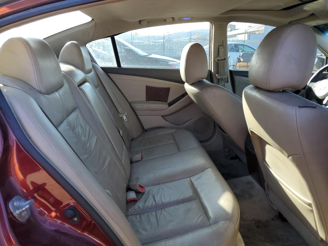 2011 Nissan Altima - Image 10