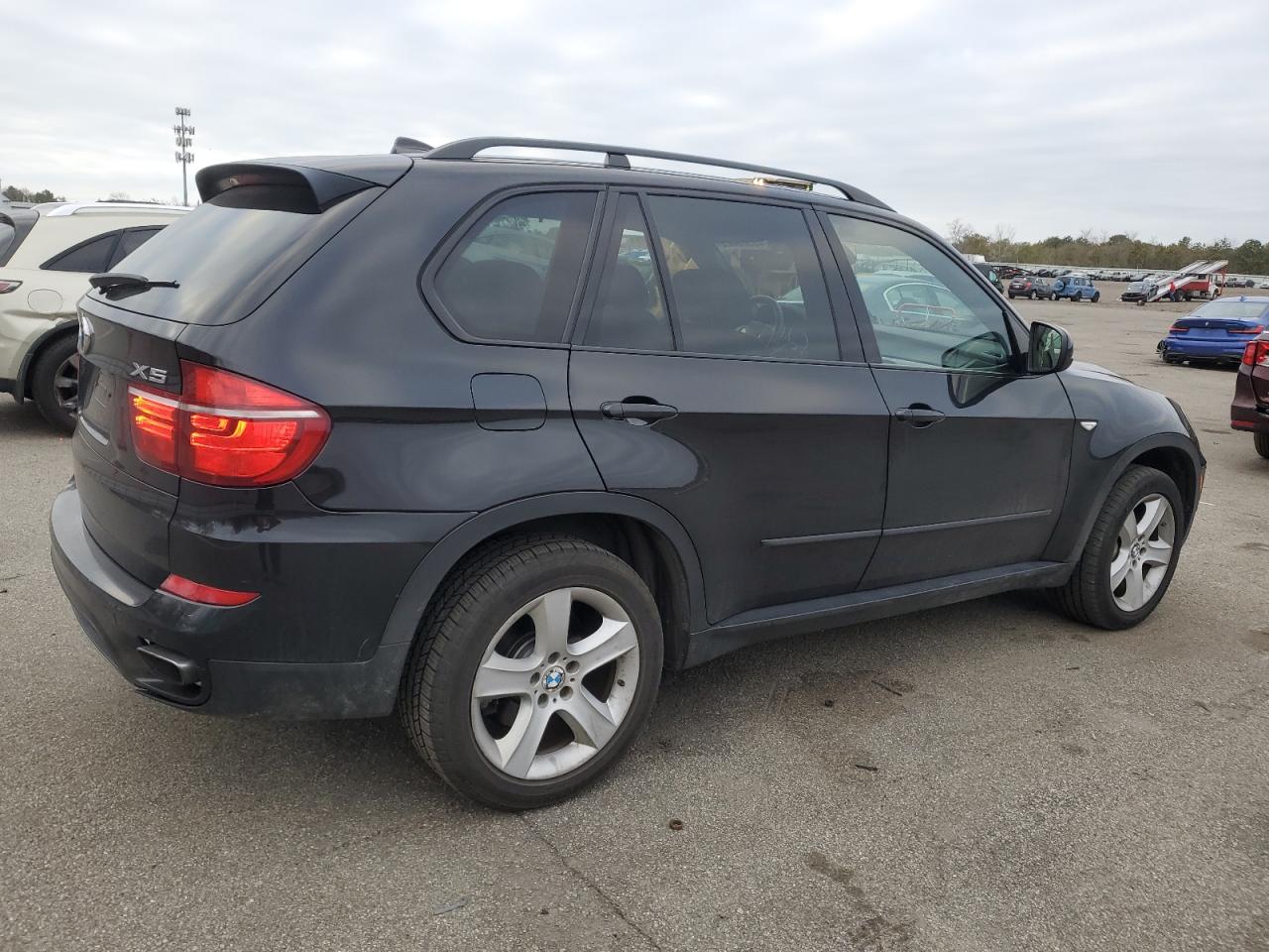 2011 BMW X5 - Image 3