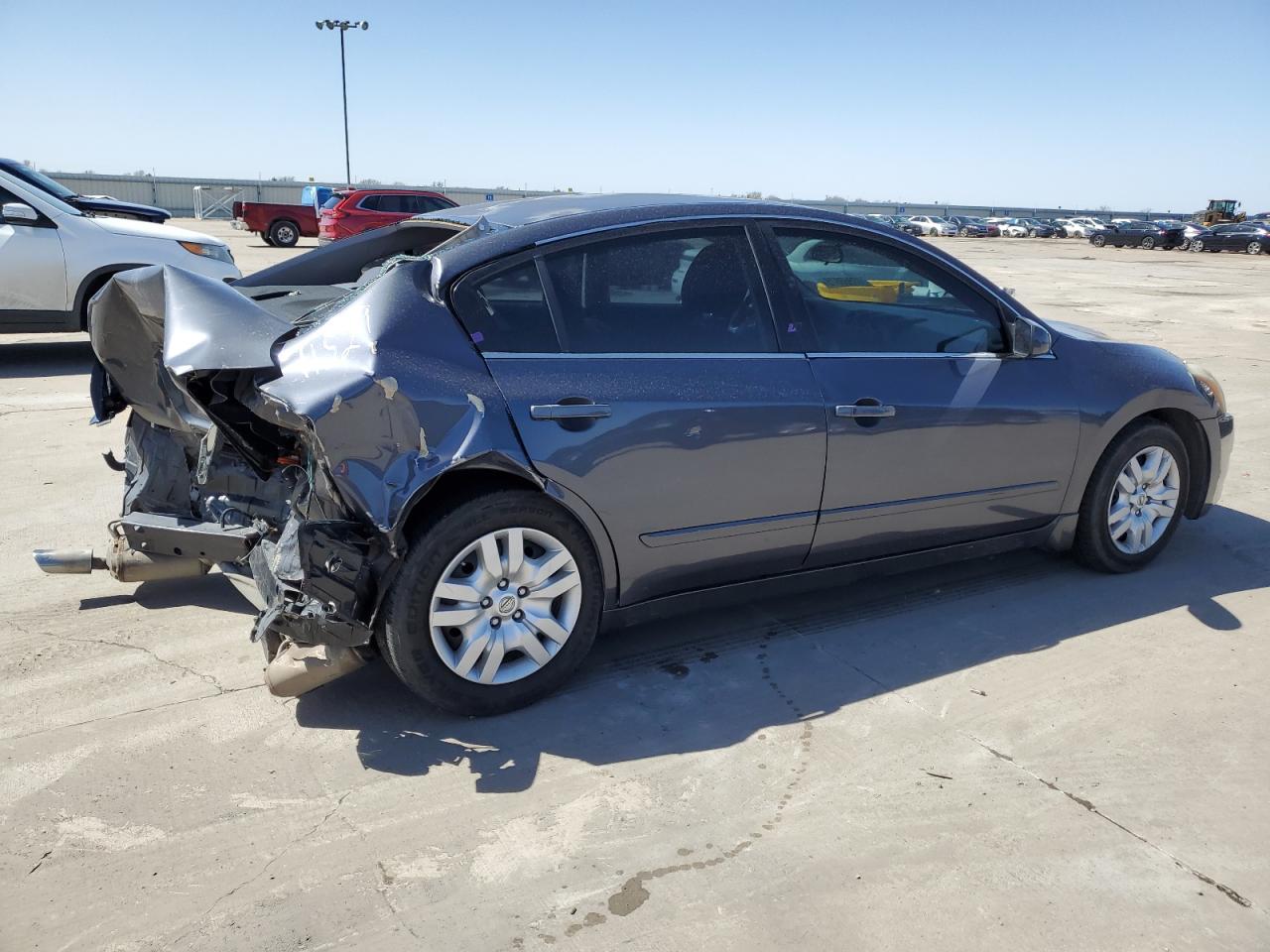 2010 Nissan Altima - Image 3