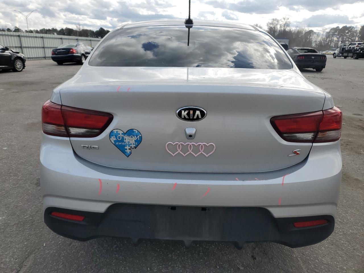 2019 Kia Rio - Image 6