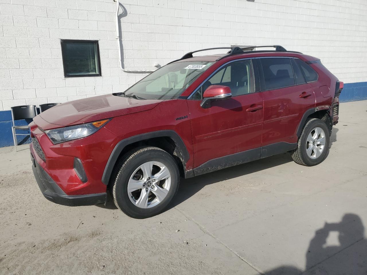 2020 Toyota RAV 4 - Image 1