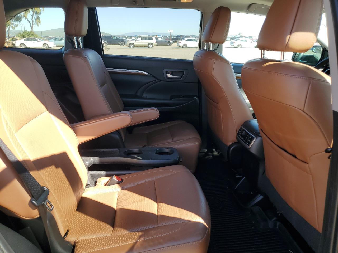 5TDDZRFH6KS957371 TOYOTA HIGHLANDER 2019