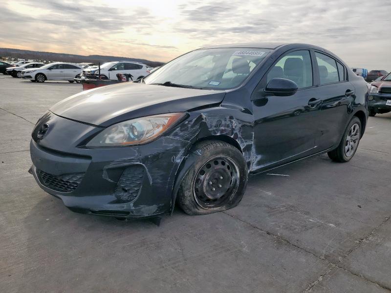 2013 Mazda 3 I