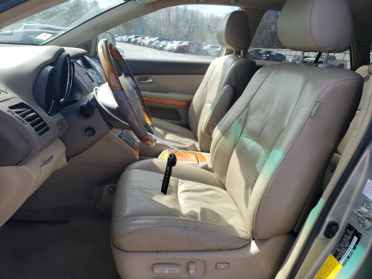2004 Lexus RX - Image 7