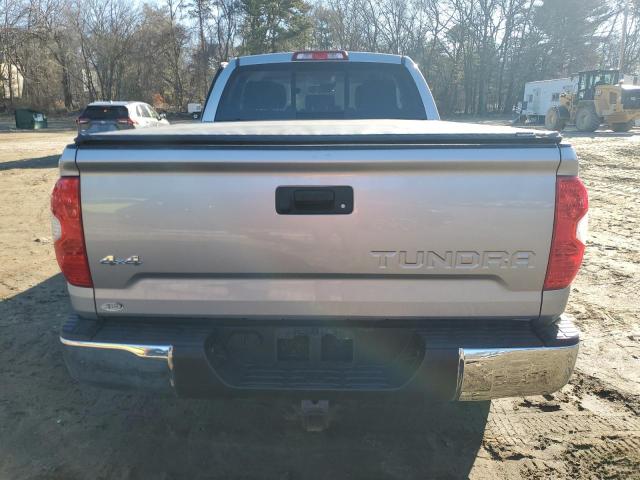  TOYOTA TUNDRA 2018 Silver