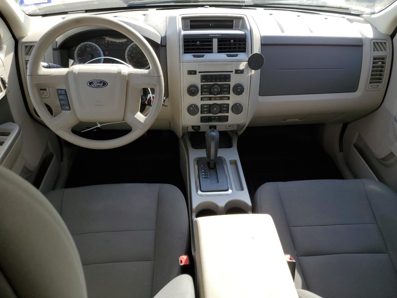 2009 Ford Escape - Image 8