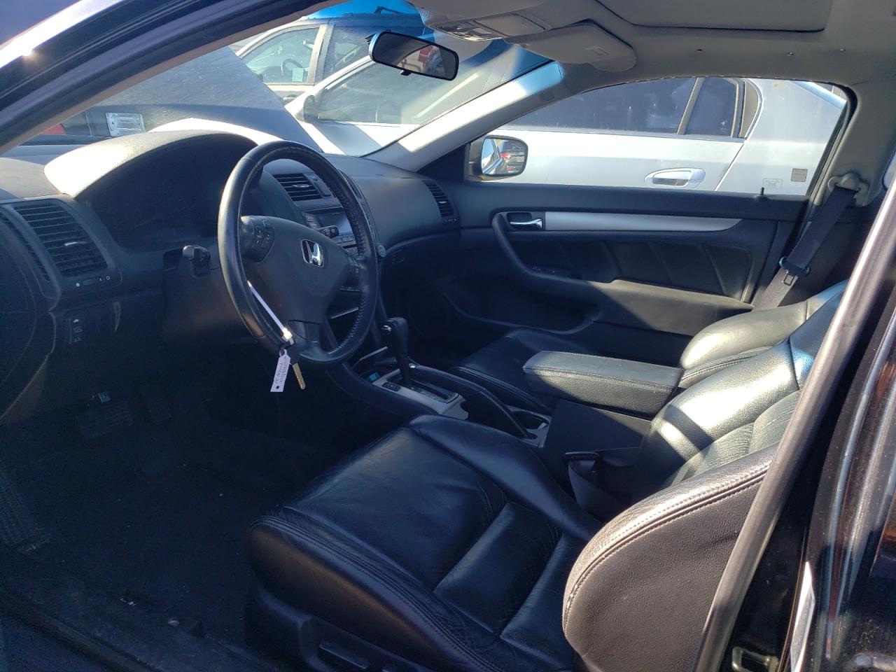 2005 Honda Accord - Image 7