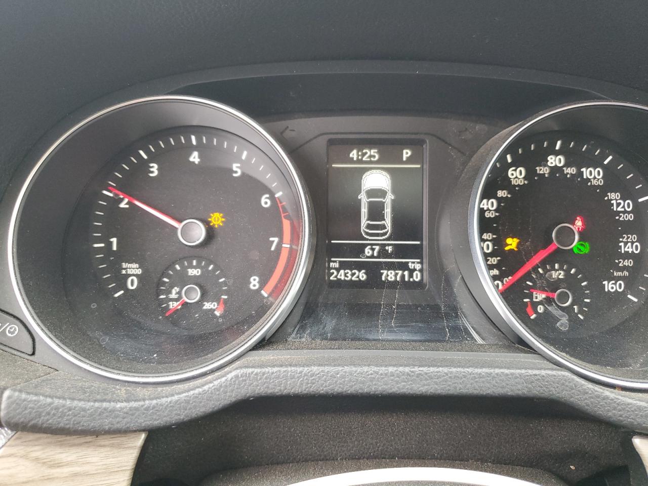 2018 Volkswagen Passat - Image 9