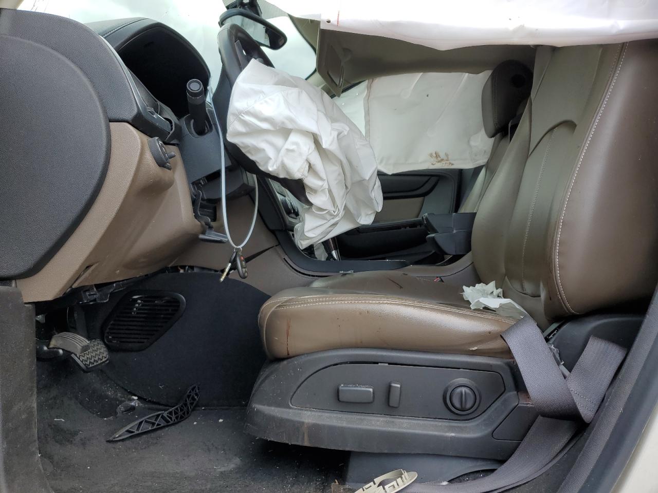 2015 GMC Acadia - Image 7