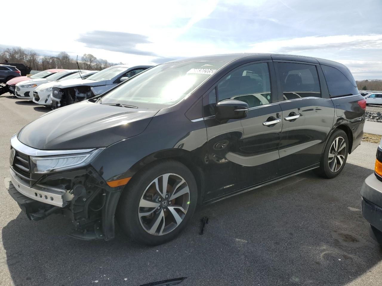 2021 Honda Odyssey Touring на продаже в Assonet, MA - Front End