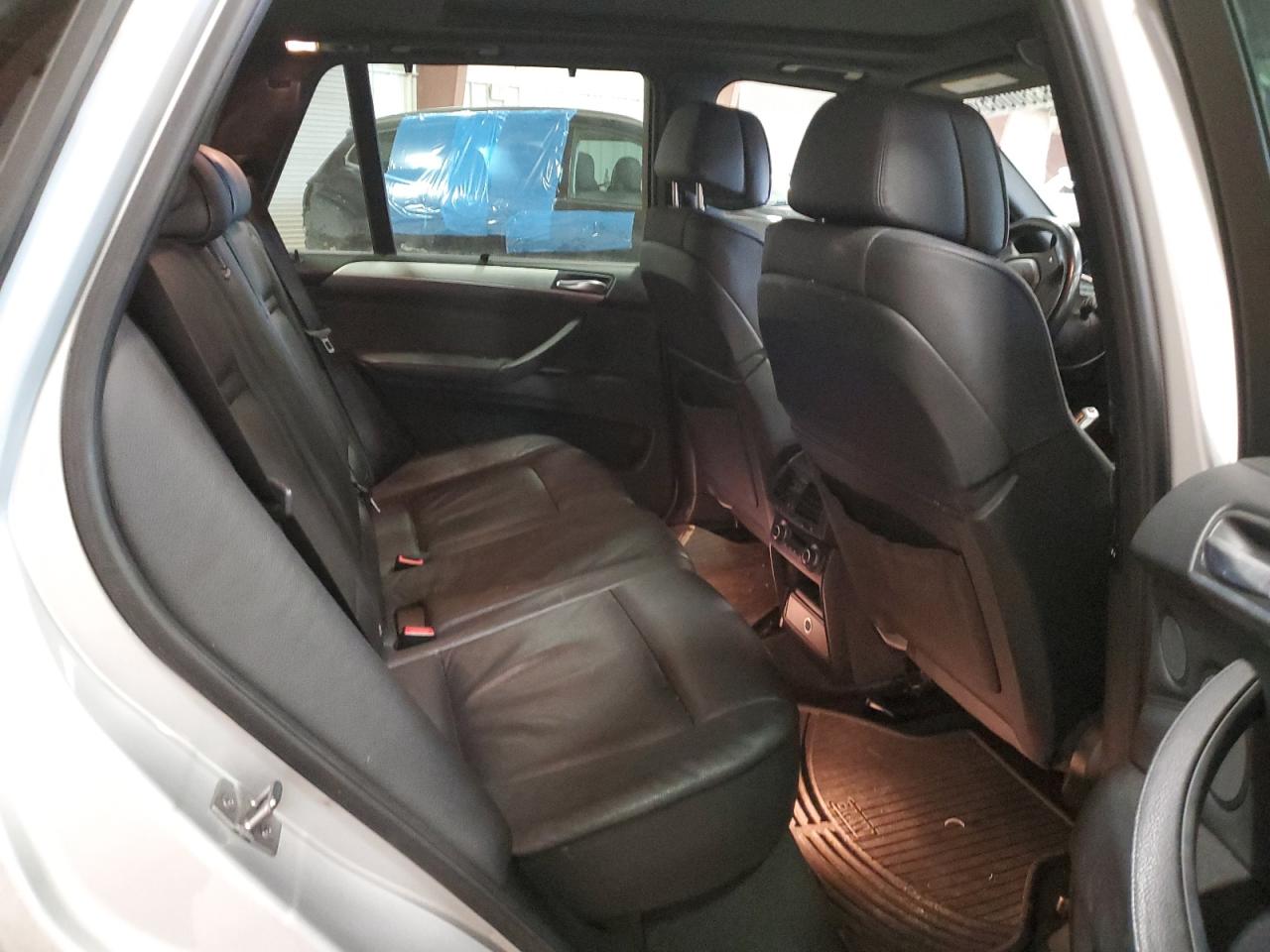 2011 BMW X5 - Image 11
