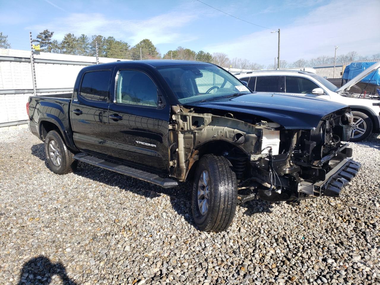 3TMAZ5CN3JM064806 TOYOTA TACOMA 2018