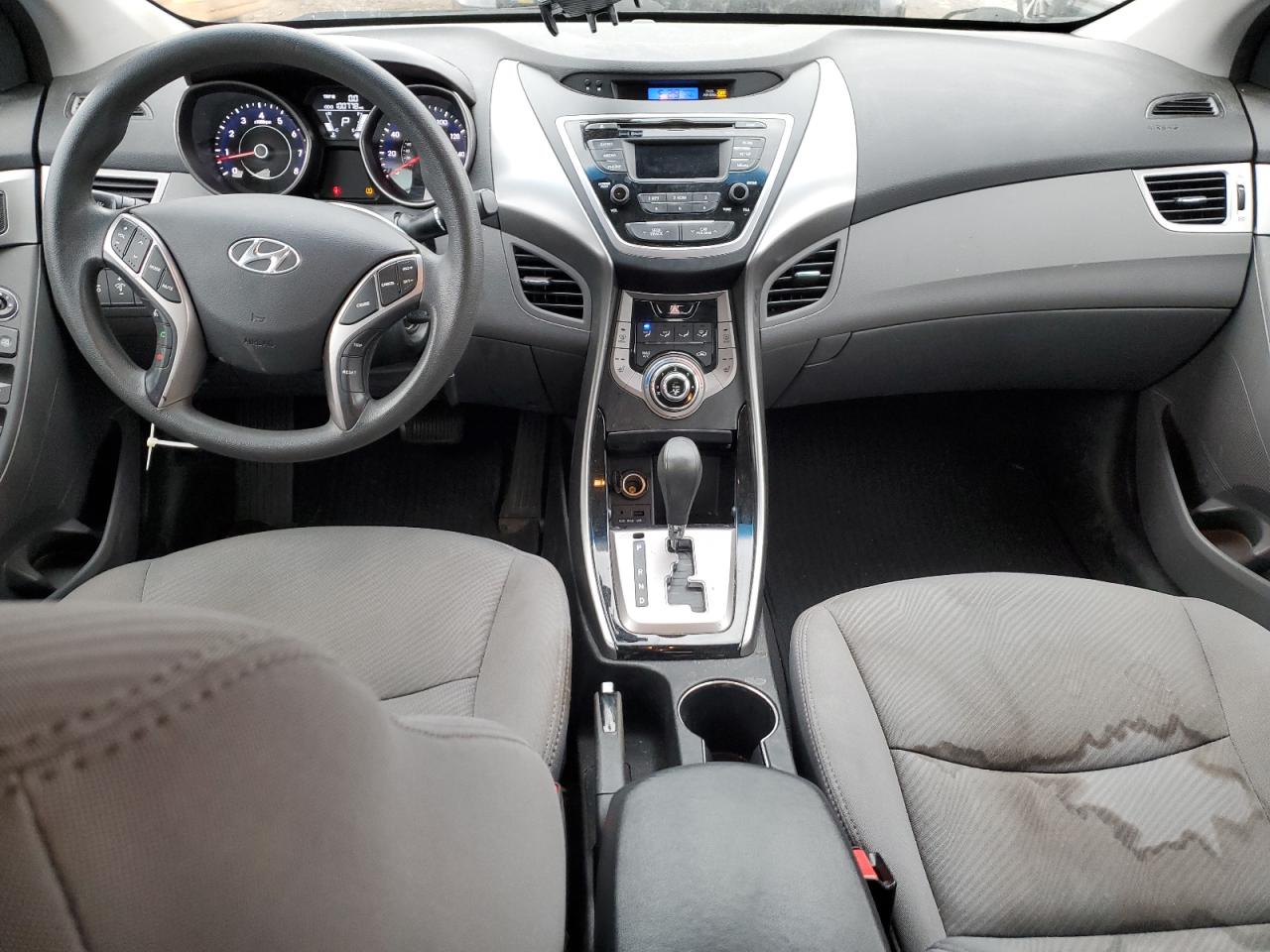 2013 Hyundai Elantra - Image 8