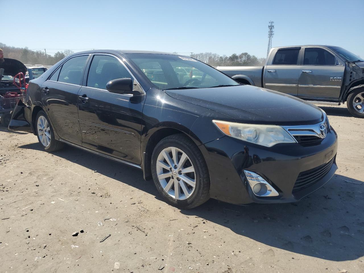 2014 Toyota Camry - Image 4