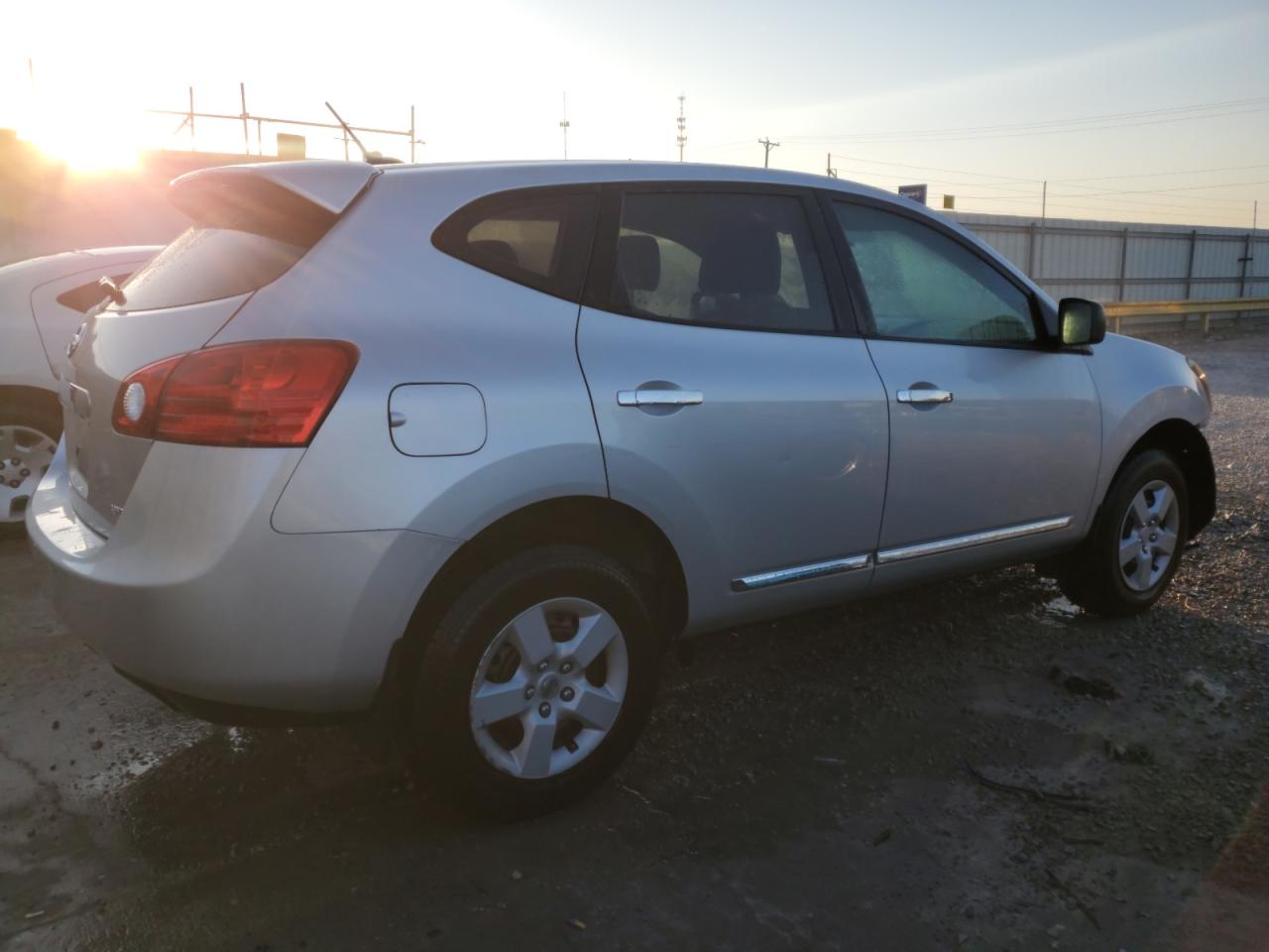 2013 Nissan Rogue - Image 3