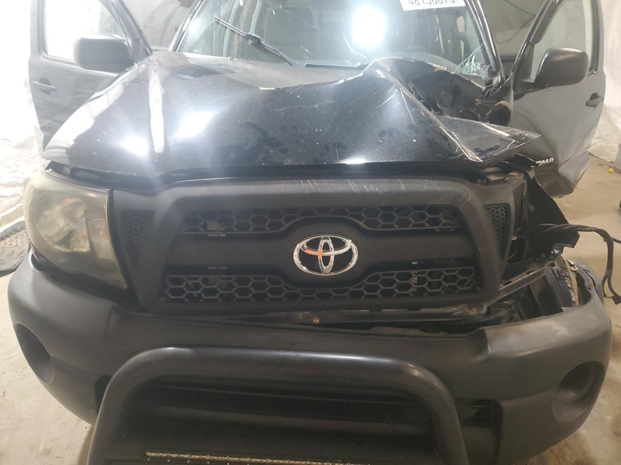 2011 Toyota Tacoma - Image 11