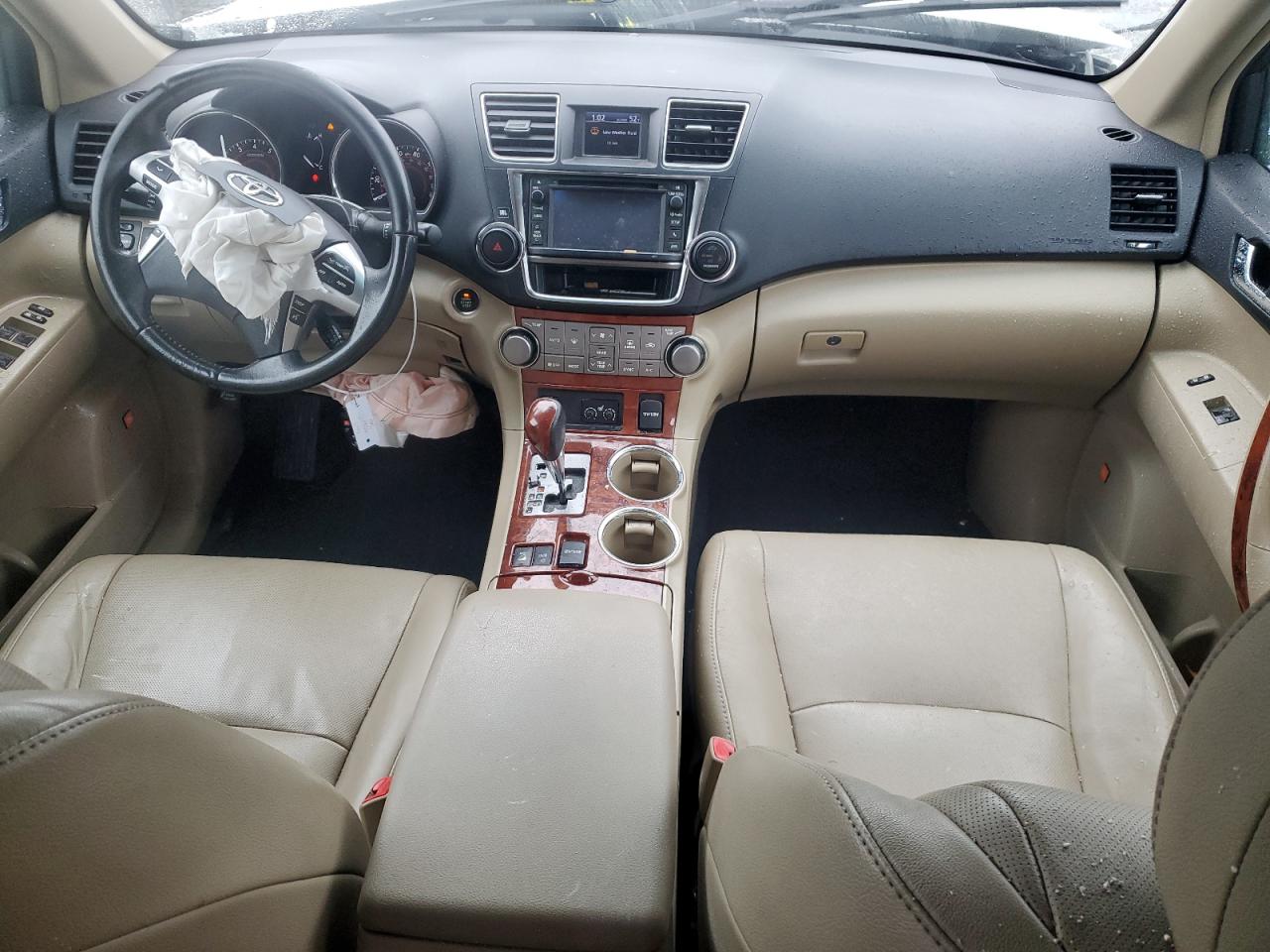 2013 Toyota Highlander - Image 8