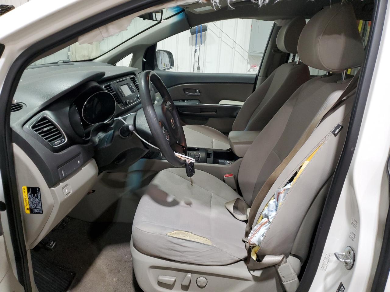 2016 Kia Sedona - Image 7
