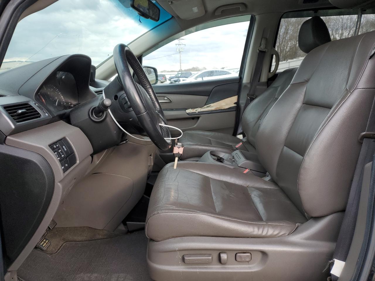 2012 Honda Odyssey - Image 7