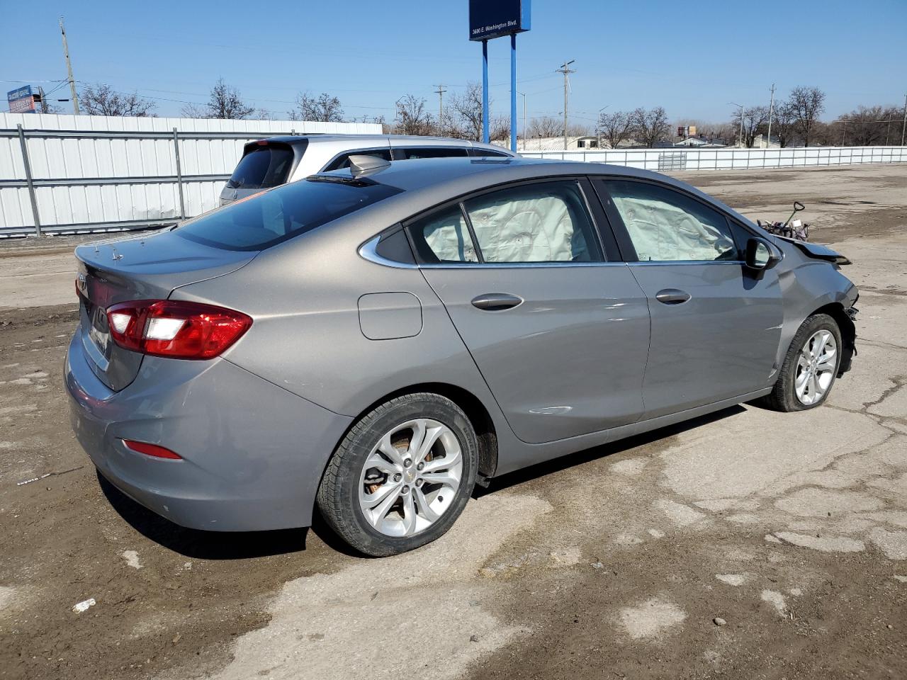 1G1BE5SM3K7133846 CHEVROLET CRUZE 2019