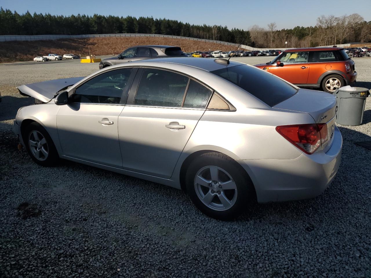 2015 Chevrolet Cruze - Image 2