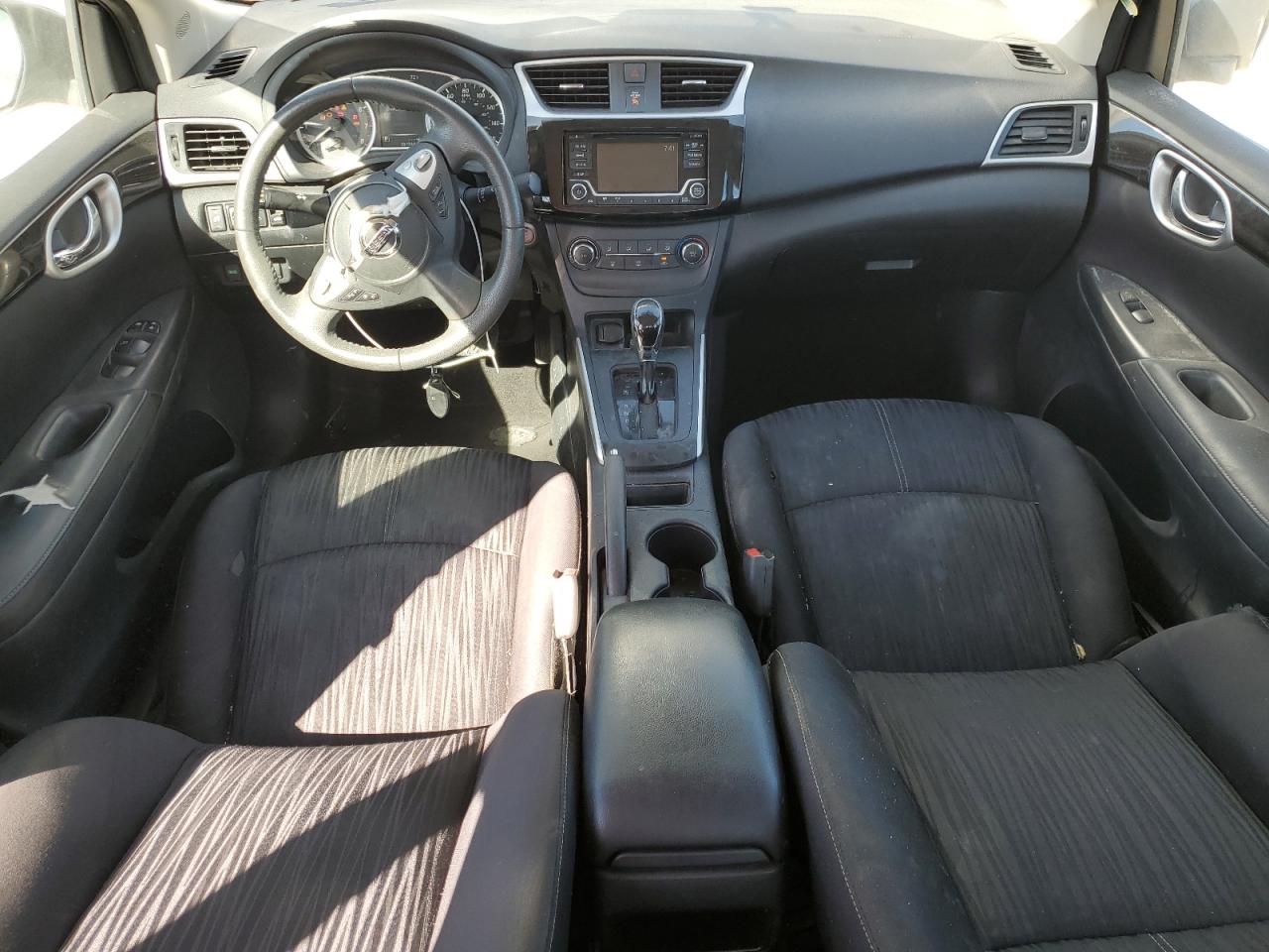 2017 Nissan Sentra - Image 8