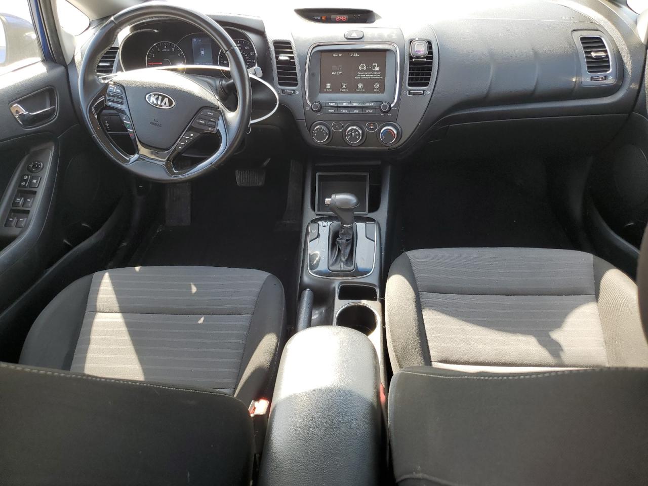 2018 Kia Forte Lx VIN: 3KPFL4A72JE276581 Lot: 48902085