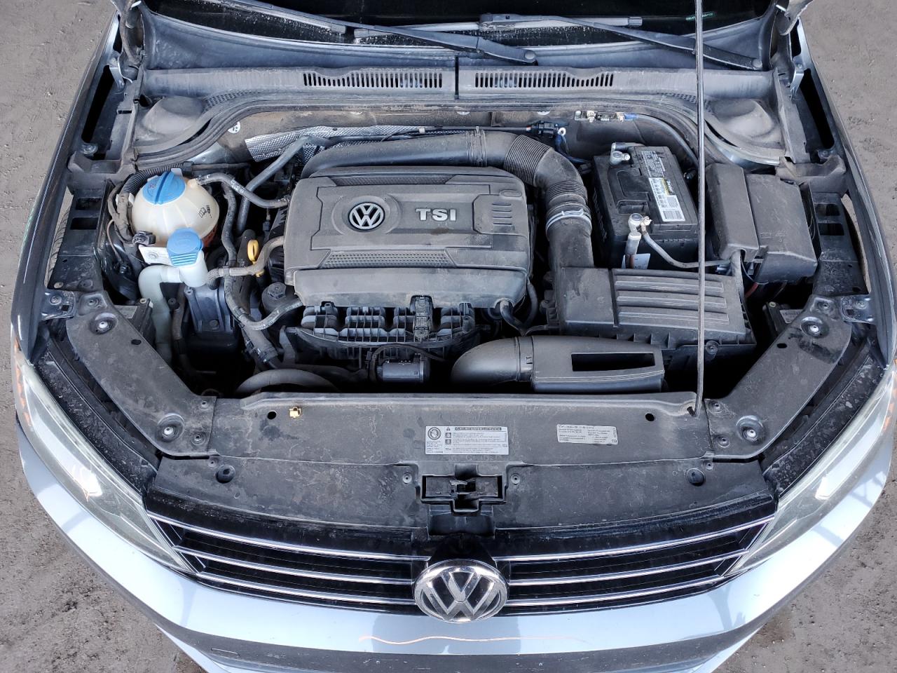 2016 Volkswagen Jetta - Image 11