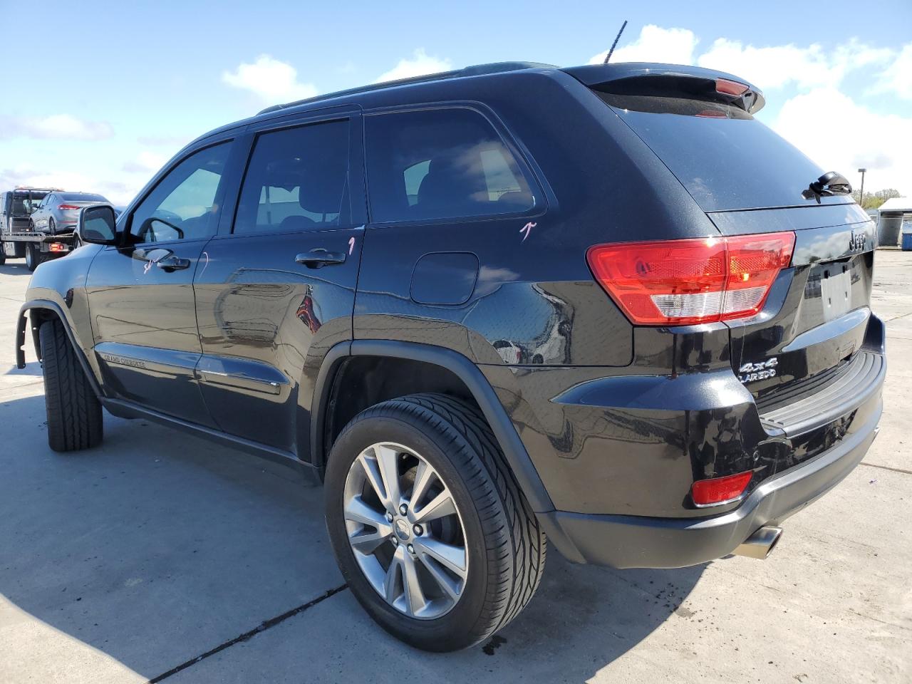 2013 Jeep Grand Cherokee - Image 2
