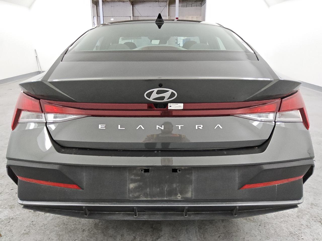 2024 Hyundai Elantra - Image 6