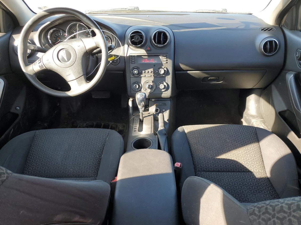 2008 Pontiac G6 - Image 8