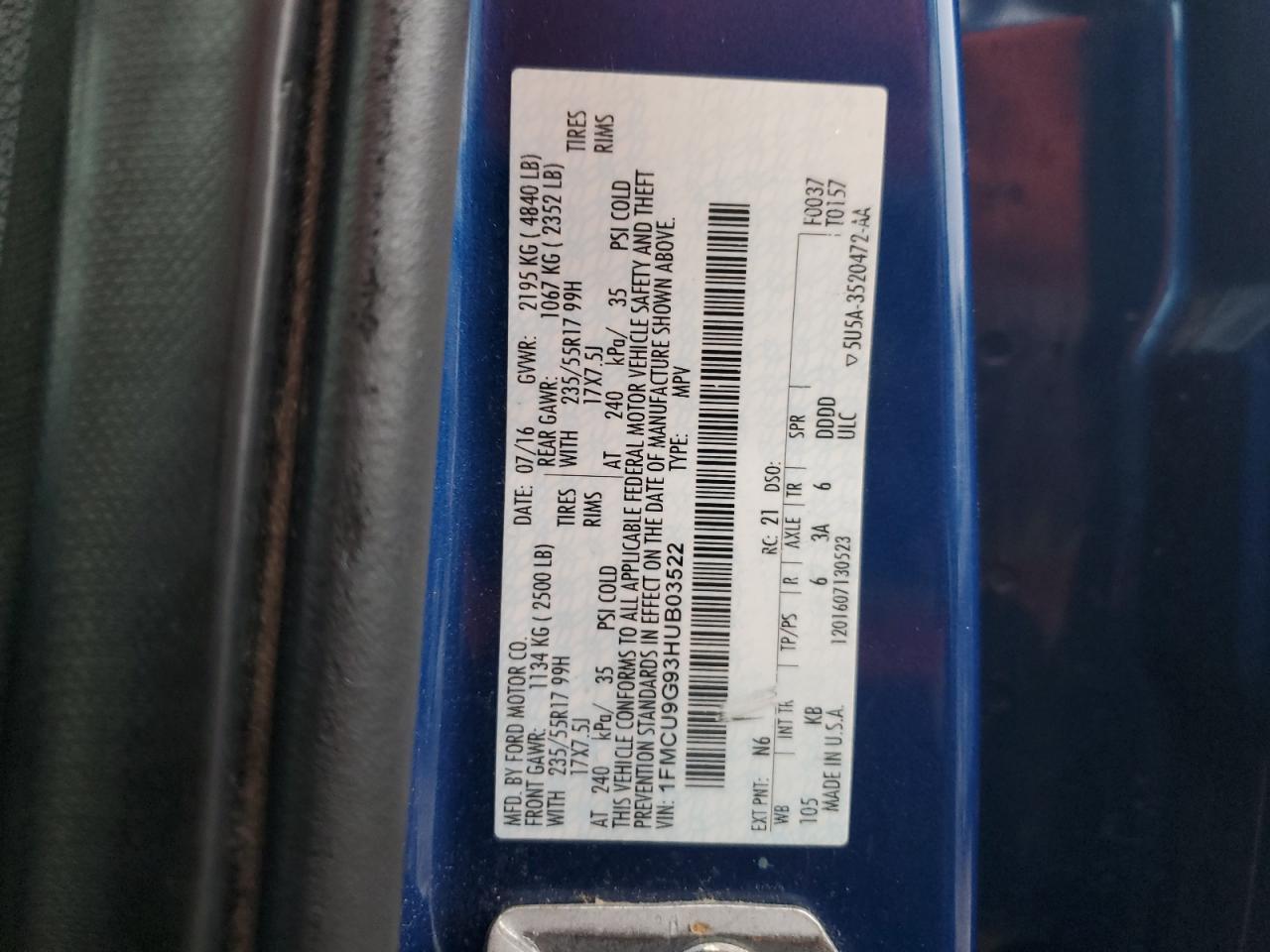 1FMCU9G93HUB03522 FORD ESCAPE 2017