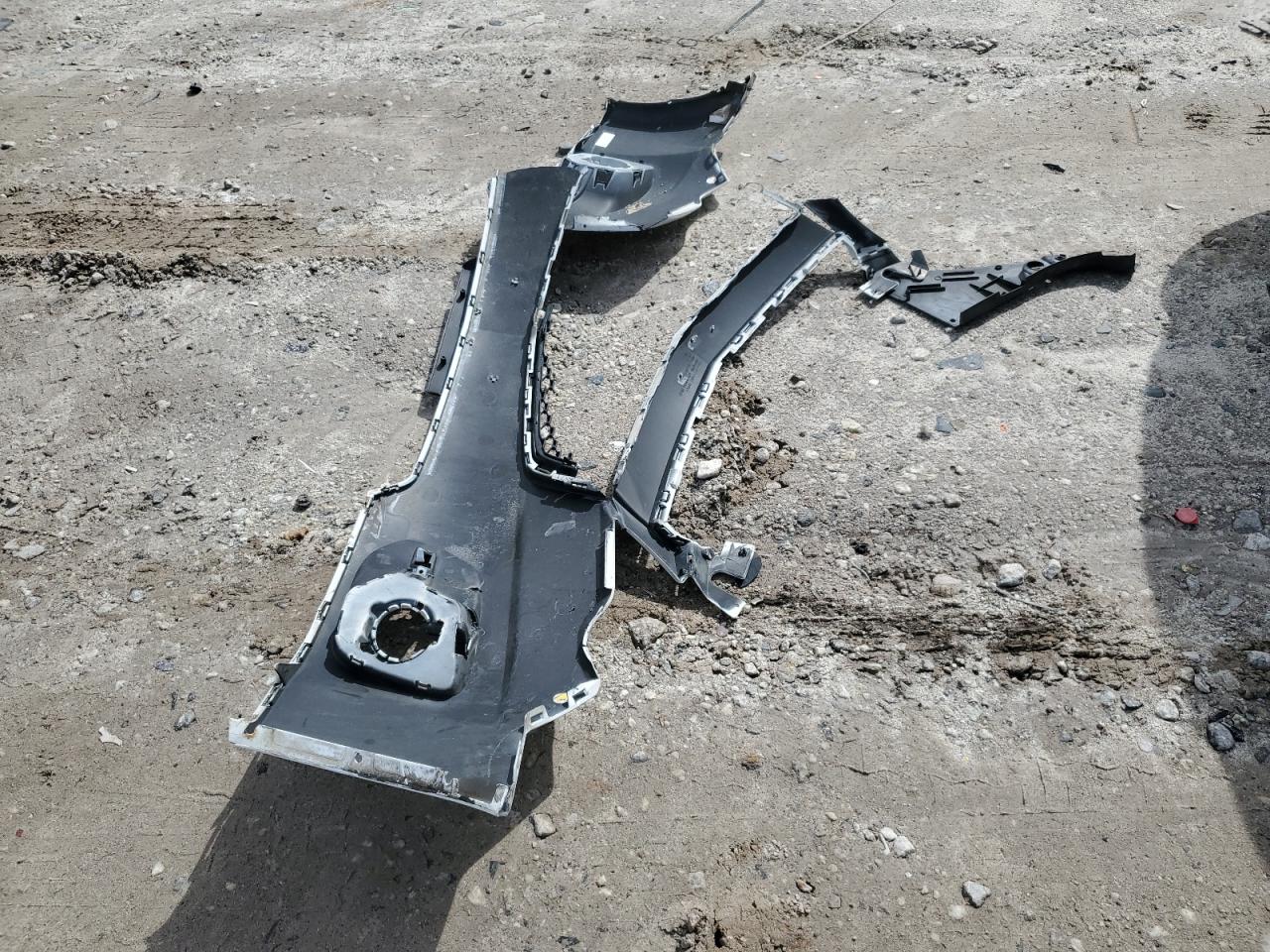 2011 Chevrolet Equinox - Image 13