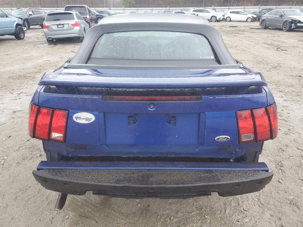 2004 Ford Mustang - Image 6