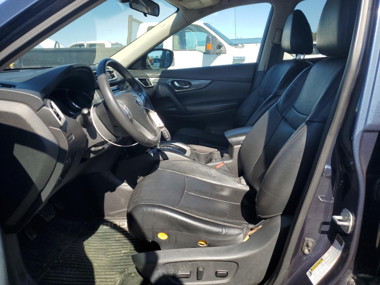 2014 Nissan Rogue - Image 7