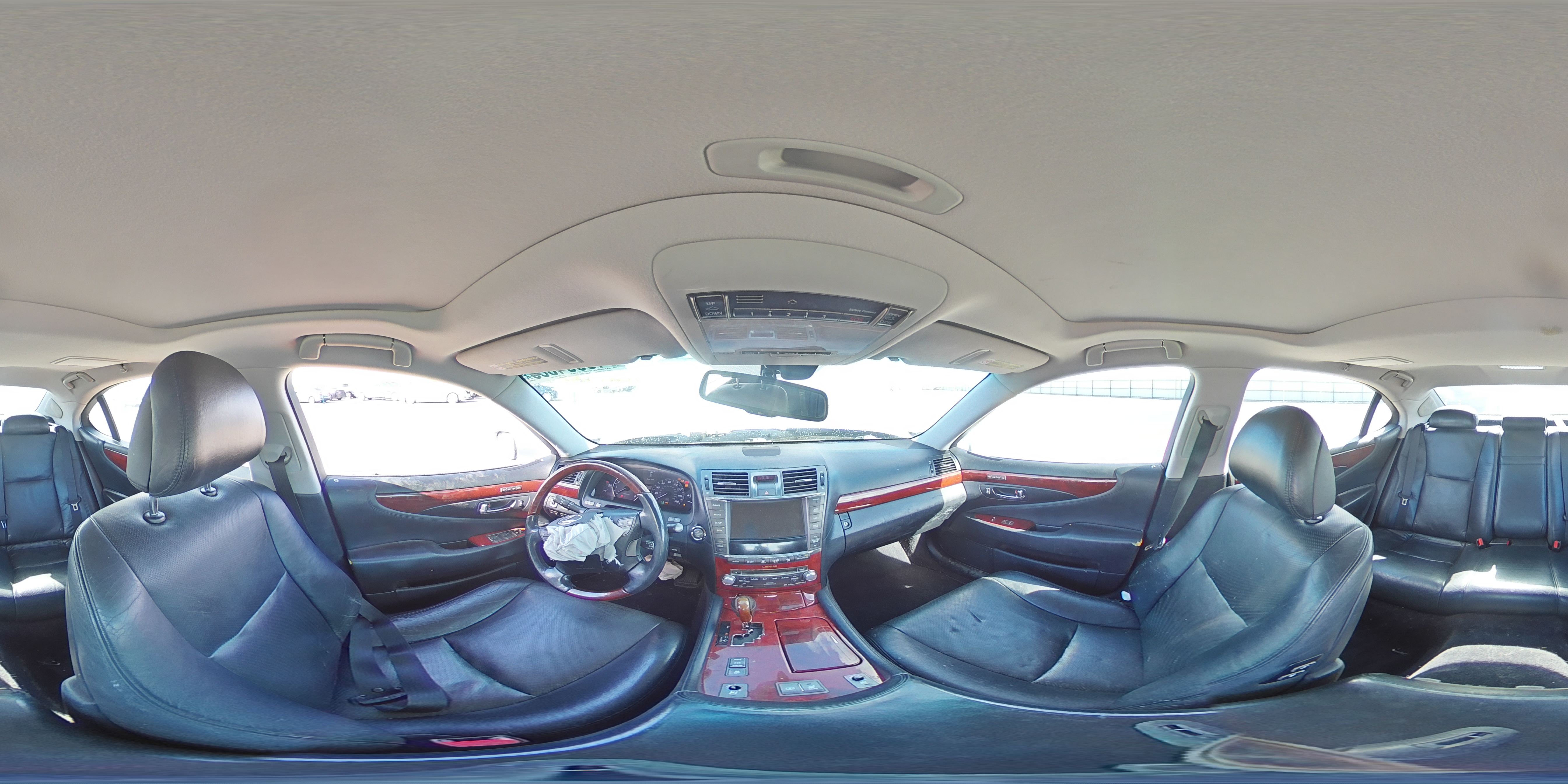 2012 Lexus LS - Image 13