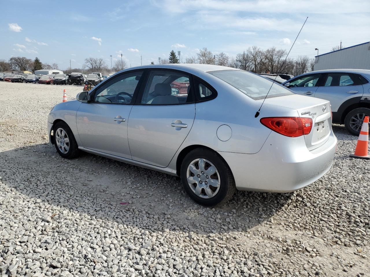 2007 Hyundai Elantra - Image 2