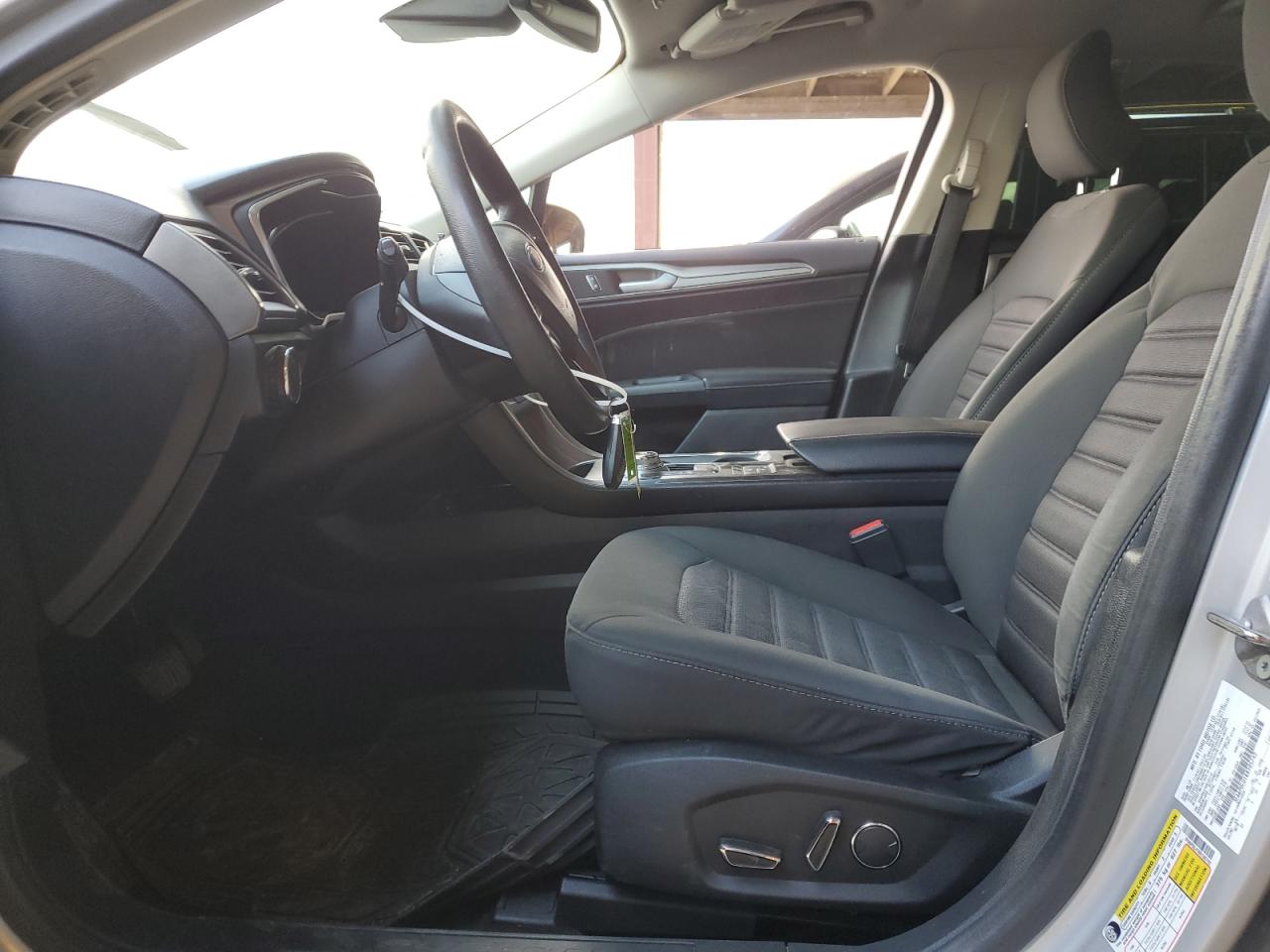 3FA6P0LU1KR105742 FORD FUSION 2019