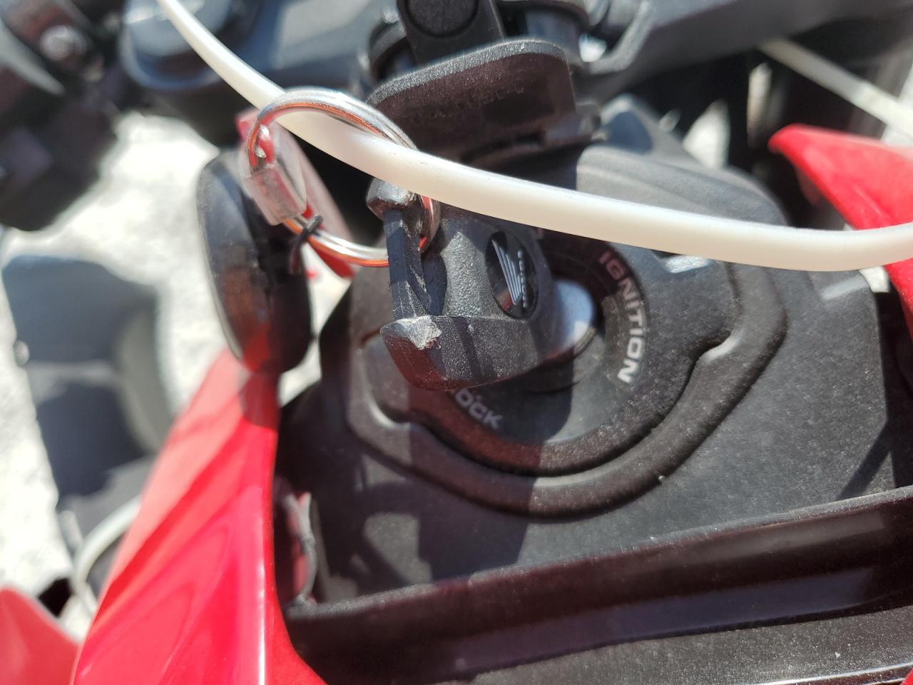 MLHRH1554R5001093 HONDA CBR CYCLE 2024