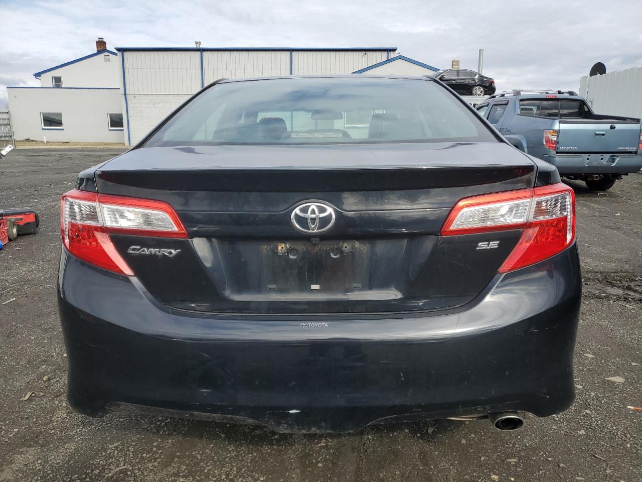 2013 Toyota Camry - Image 6