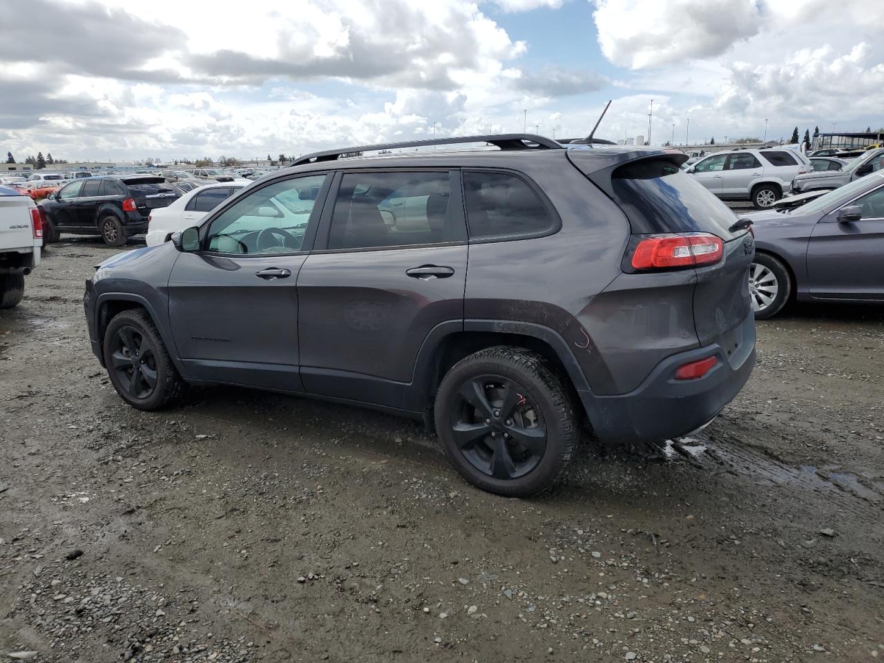 2018 Jeep Grand Cherokee - Image 2